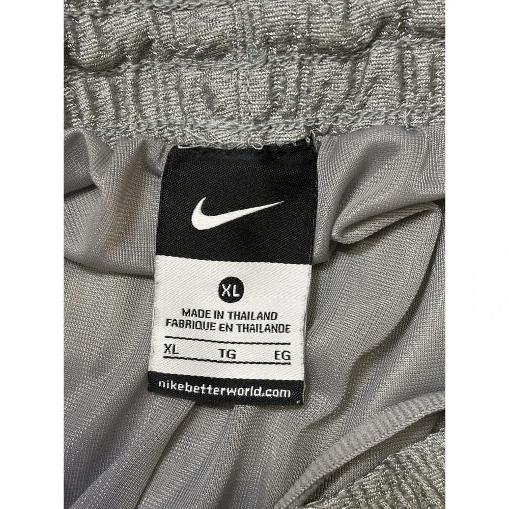 NIKE MENS GRAY BASKETBALL SHORTS SIZE XL 480400-070 GRAY POCKETS LINED